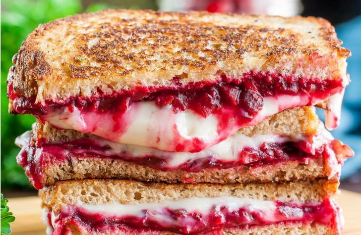 Ooeey Gooey Grilled Cheese Recipes - Forkly