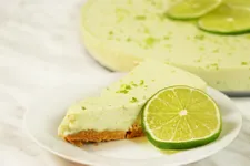 No-Bake Lime & Avocado Cheesecake