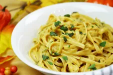 Creamy, Dairy-Free Pumpkin Alfredo