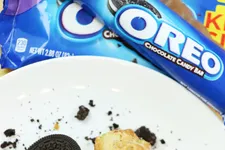 Stove-Top Deep Fried OREO Chocolate Candy Bars