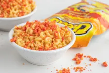 Instant Pot Flamin’ Hot Cheetos Mac and Cheese